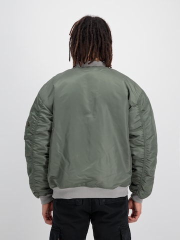 ALPHA INDUSTRIES Overgangsjakke i grøn