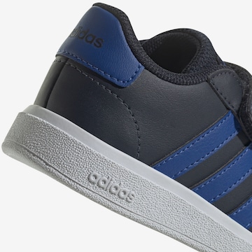 ADIDAS ORIGINALS Sneakers in Black