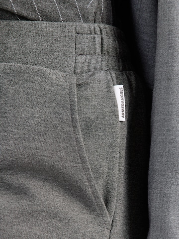 Wide Leg Pantalon 'HIMAARI' ARMEDANGELS en gris