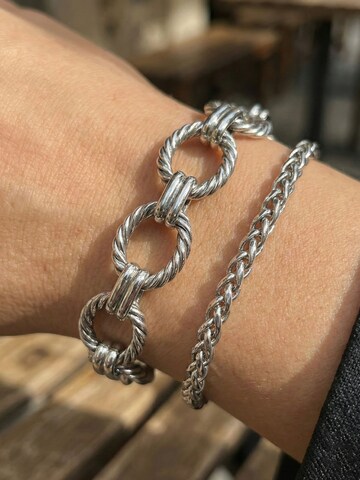 Nemomatheo Bracelet 'Iron Embrace' in Gold
