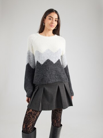 ONLY Sweater 'ONLMAE' in White: front