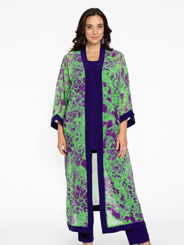 Yoek Kimono in Green: front