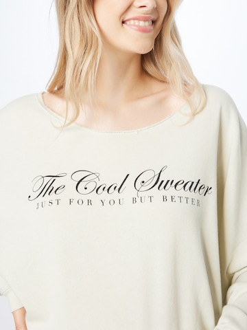 Liv BergenSweater majica 'Jennifer' - bijela boja