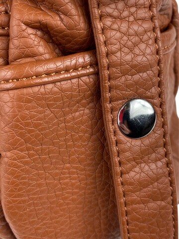 Kumixi Handtasche in Braun