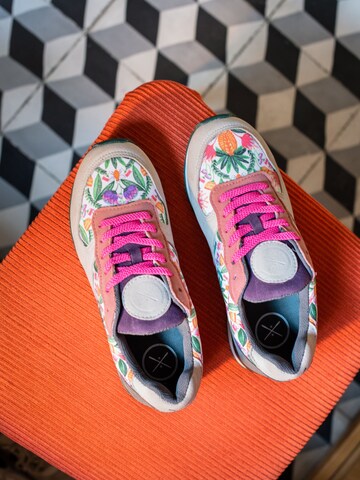 inkkas Sneaker low 'Abacaxi - Vegan Premium Sneaker | Nachhaltig & Handgefertigt.' in Mischfarben