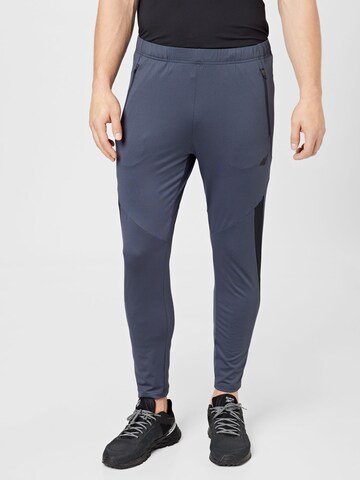 4F Slim fit Workout Pants in Blue: front