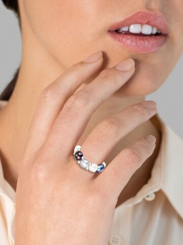 Valero Pearls Ring in Wit