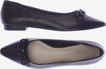Zign Flats & Loafers in 38 in Black: front