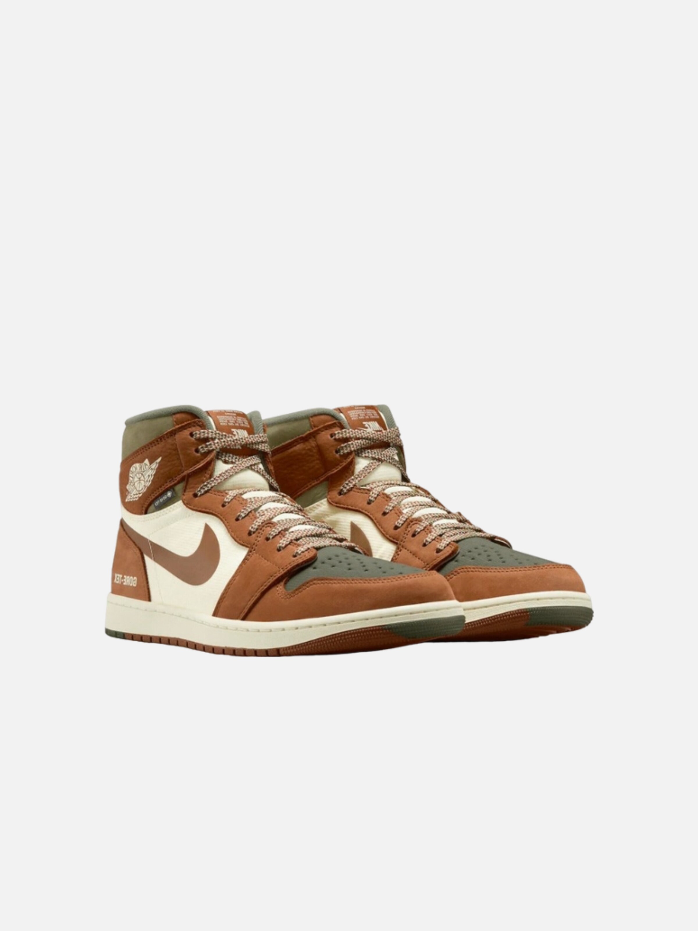 Jordan Sneaker high 'Air 1 Retro High Element Gore-Tex Tan'‌‌‌ in Braun