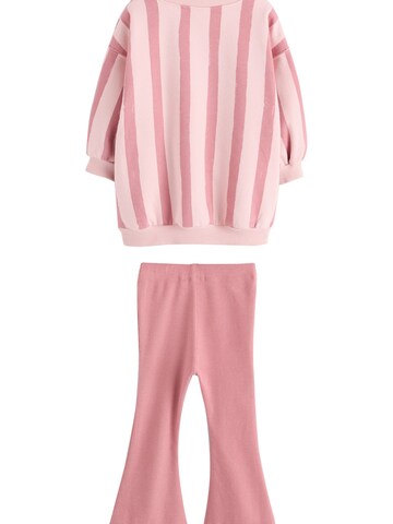 Set Next en rose