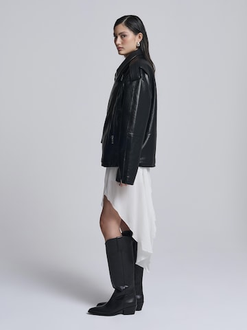 Veste mi-saison AEMMI en noir