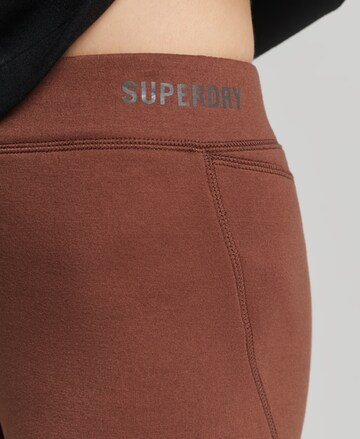 Superdry Skinny Sportbroek in Bruin