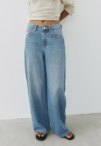 Pull&Bear Wide Leg Jeans in Blau: Vorderseite