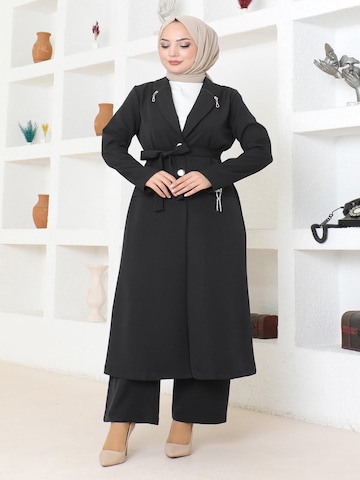 MODAMIHRAM Tunic in Black