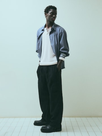 Bershka Baggy Cargo nadrágok - fekete: oldalt
