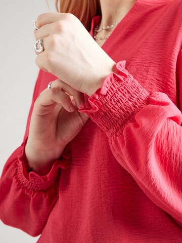 Chemisier 'CARMETTA' ONLY Carmakoma en rose