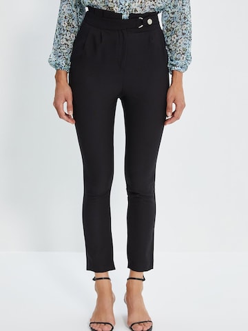 Trendyol Slim fit Pleat-Front Pants in Black