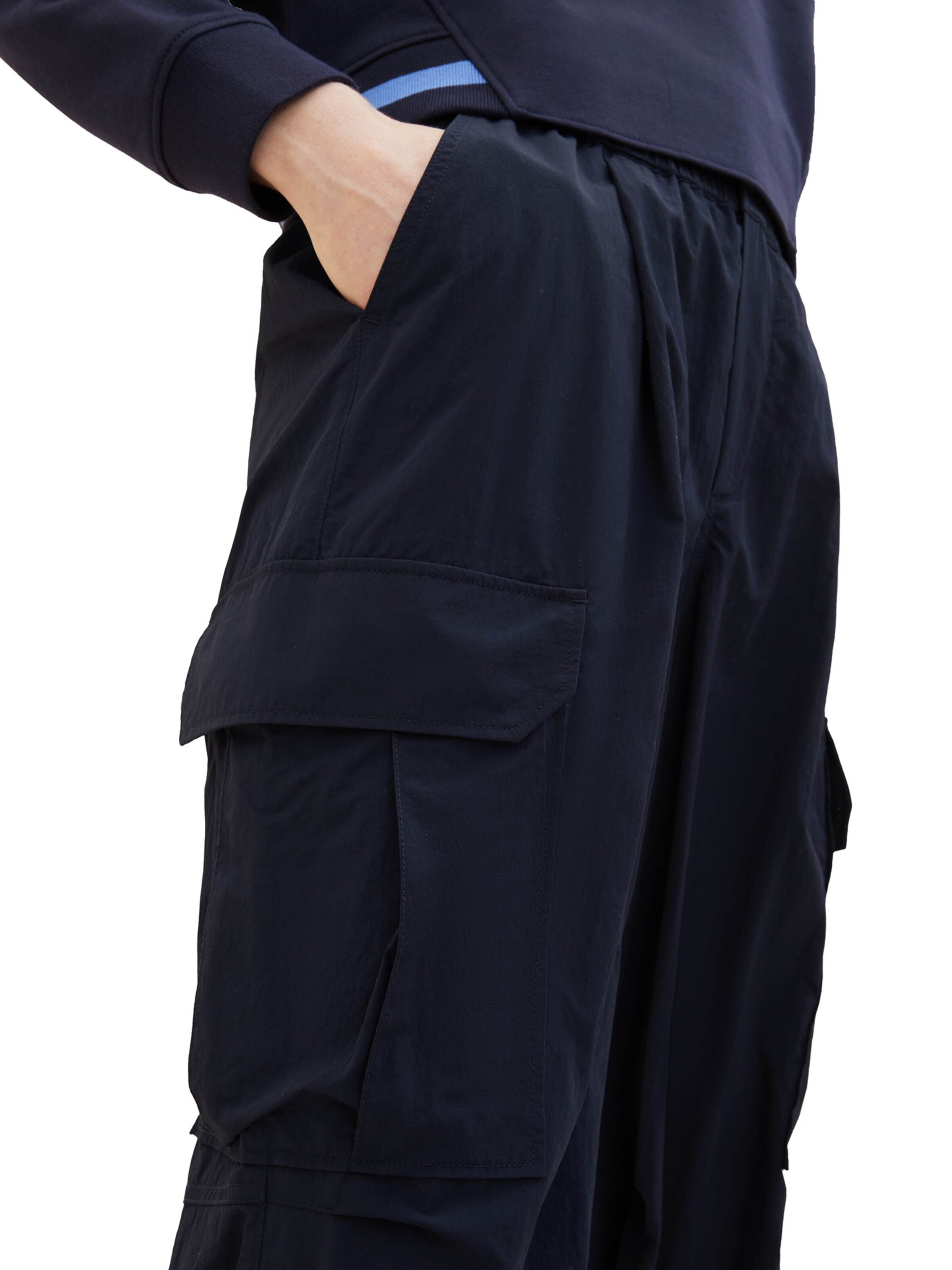 TOM TAILOR DENIM Ohlapna forma Kargo hlače | modra barva