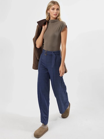 Busem Blouse in Grijs