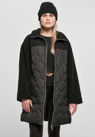 Urban Classics Mantel in Schwarz: Vorderseite