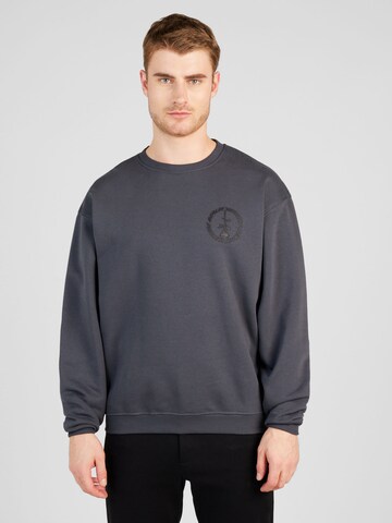 Vertere Berlin Sweatshirt in Black: front