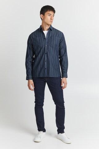 Casual Friday - Ajuste regular Camisa 'Alvin' en azul