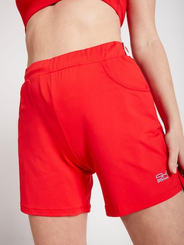 SPORTKIND Loose fit Workout Pants 'Bermuda Shorts' in Red: front