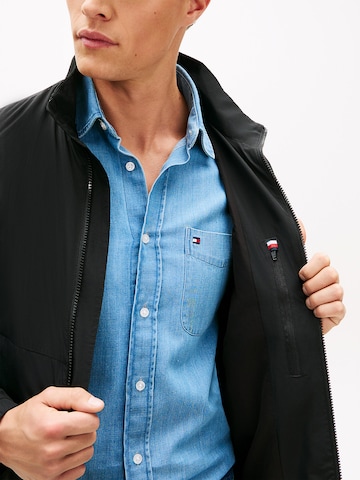 TOMMY HILFIGER Jacke in Schwarz