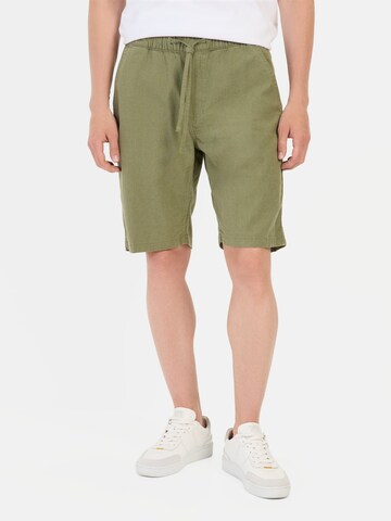 CAMEL ACTIVE Regular Chino Shorts mit elastischem Bund in Grün: Vorderseite