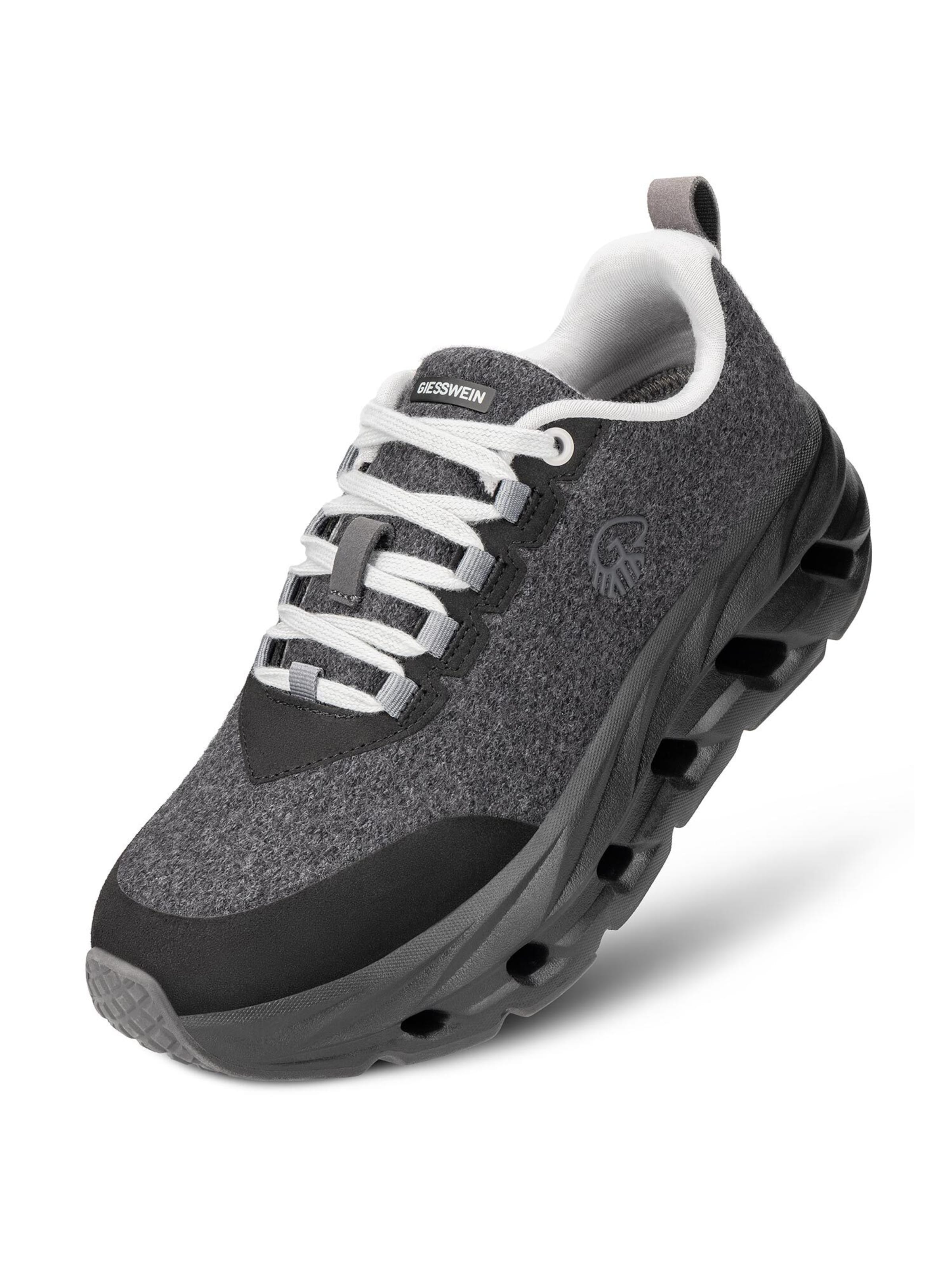 GIESSWEIN Sneaker 'Dream' in Schwarz