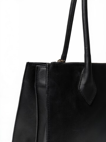 RE:DESIGNED Bag ' Ora ' in Schwarz