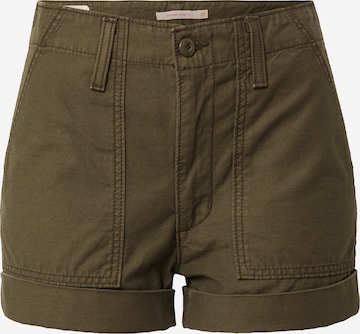 LEVI'S ® Normální Kalhoty 'Ribcage Utility Short' – zelená: přední strana