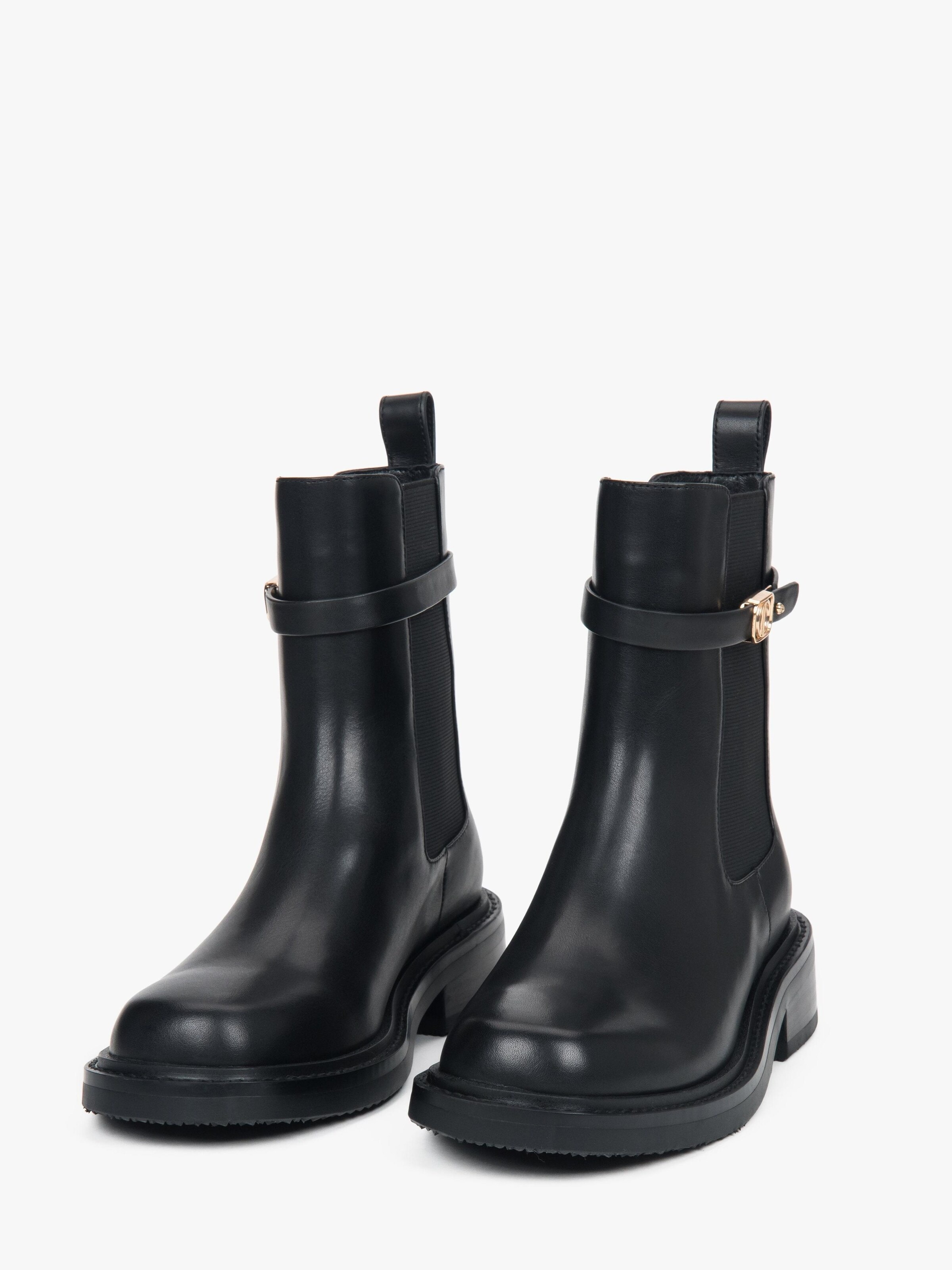 Boots chelsea '25160-782' di Estro in nero