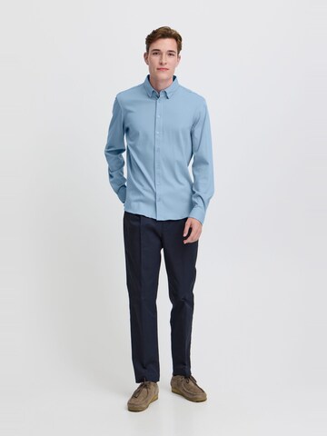Casual Friday - Ajuste regular Camisa 'Arthur ' en azul