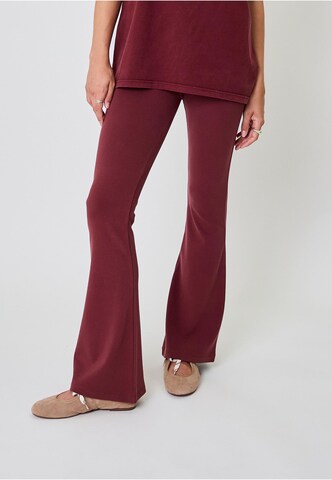 OH APRIL Boot cut Leggings 'Tia' in Red: front