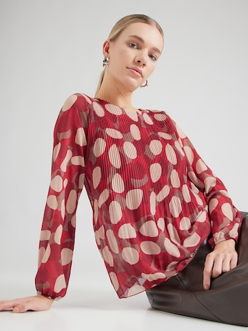 Bluză 'Ve44rdaa' de la ZABAIONE pe roșu: față