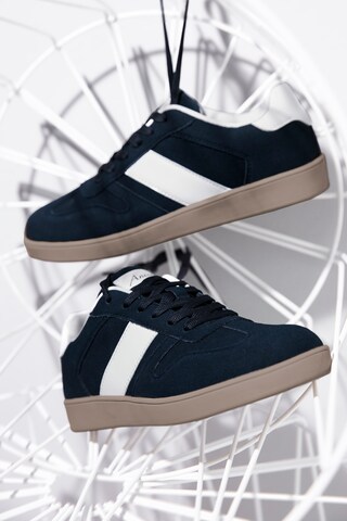 Aniston Sneaker in Blau