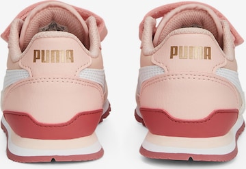 PUMA حذاء رياضي 'ST Runner v3' بلون زهري