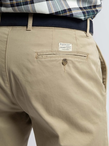 Steppin' out Slimfit Chino in Beige