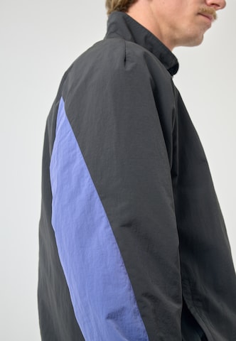 Cleptomanicx Jacke in Schwarz