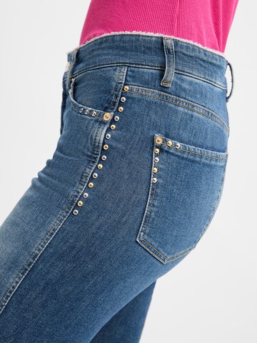 Cambio Bootcut Jeans 'Francesca' in Blauw