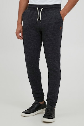 INDICODE JEANS Tapered Pants 'Arkadius' in Black: front