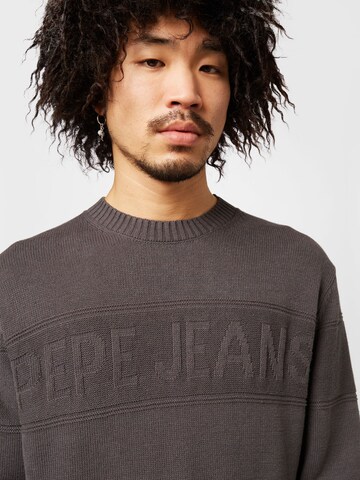 Pepe Jeans Sweter 'NINO' w kolorze szary