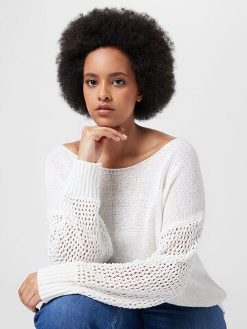 Esprit Curves Sweater in White