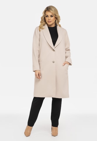 Karko Between-Seasons Coat 'Pini' in Beige: front