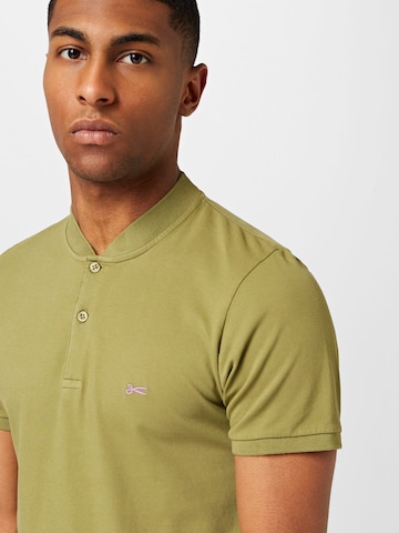 Tricou 'WRIGHT' de la DENHAM pe verde