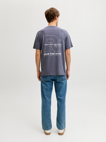 JJ Rebel T-Shirt 'JREBZAKI' in Grau
