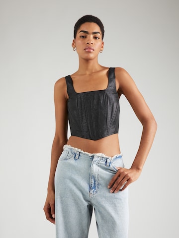 Top di QS in nero: frontale