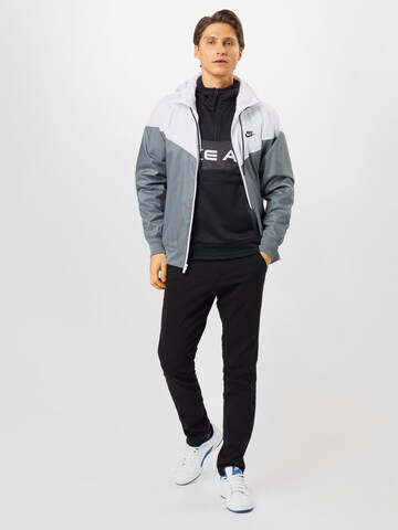 Nike Sportswear Sweatshirt in Zwart