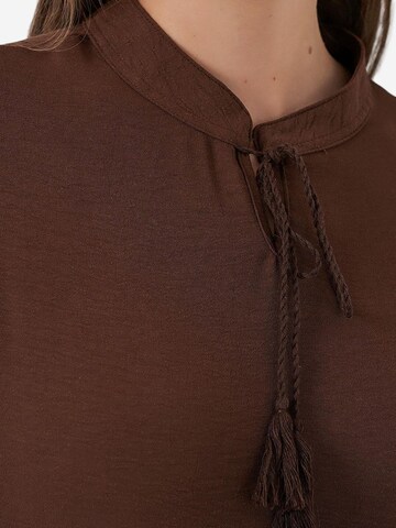 Robe Bigdart en marron